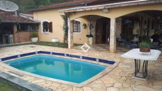 Fazenda/Sítio com 3 Quartos à venda, 400m² no Freitas, São José dos Campos