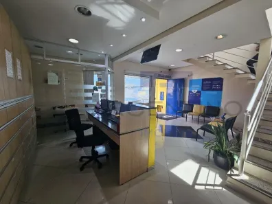 Prédio Comercial para alugar, 233m² no Braz Cubas, Mogi das Cruzes
