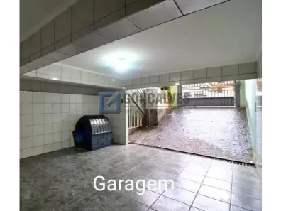 Sobrado com 4 Quartos à venda, 171m² no Jardim Las Vegas, Santo André