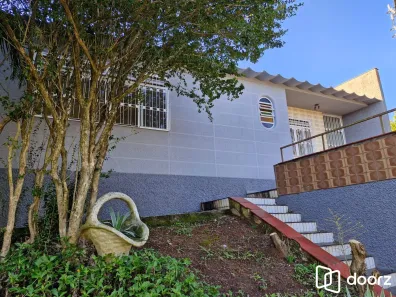 Casa com 3 Quartos à venda, 150m² no Teresópolis, Porto Alegre