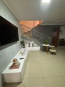 Sobrado com 3 Quartos à venda, 121m² no Jardim Planalto, Goiânia