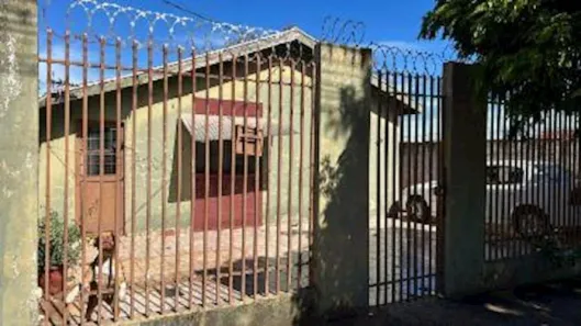 Casa com 2 Quartos à venda, 65m² no Jardim Colibrí, Campo Grande