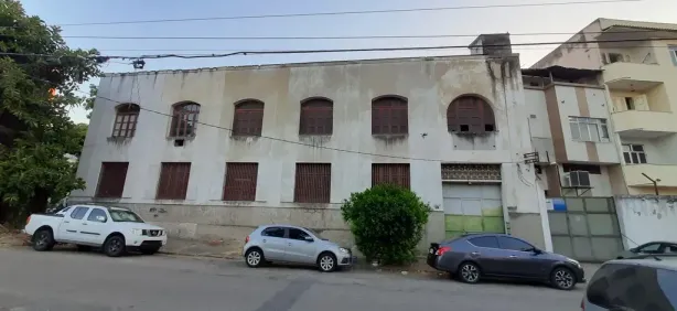 Galpão/Depósito/Armazém à venda, 637m² no Praça da Bandeira, Rio de Janeiro