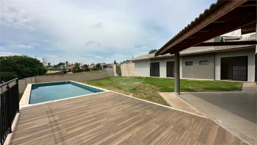 Casa de Condomínio com 3 Quartos para alugar, 465m² no Campestre, Piracicaba