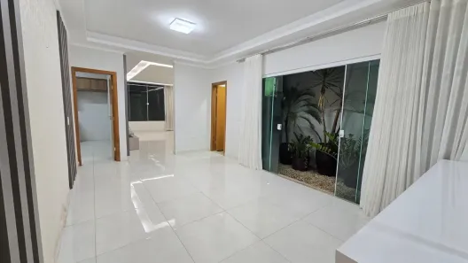 Casa com 3 Quartos à venda, 235m² no Alto Umuarama, Uberlândia
