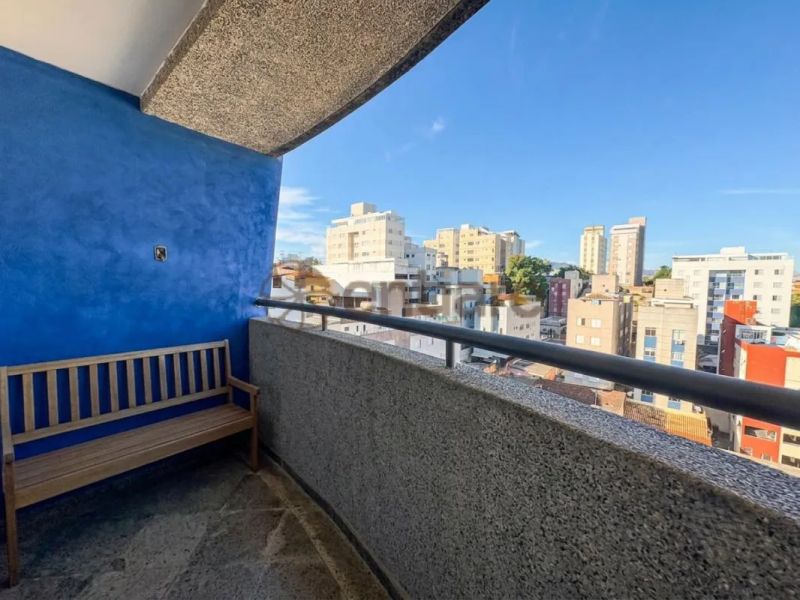Apartamento com 3 quartos — Sagrada Família, Belo Horizonte