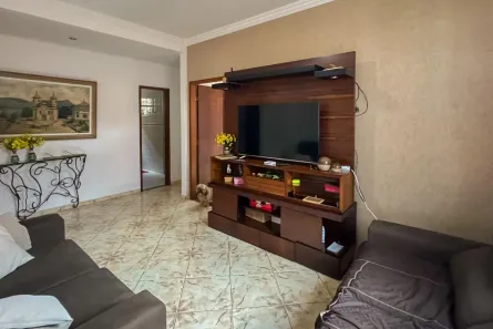 Casa com 4 Quartos à venda, 210m² no Nova Gameleira, Belo Horizonte