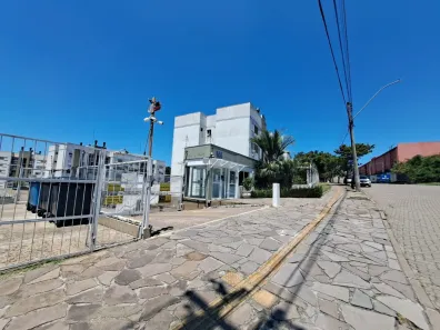 Apartamento com 2 Quartos à venda, 50m² no Vila Nova, Porto Alegre