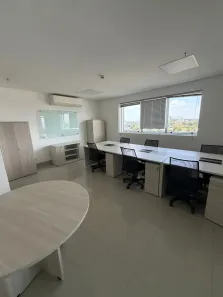 Sala Comercial para alugar, 127m² no Adrianópolis, Manaus