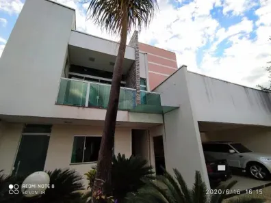 Casa com 5 Quartos à venda, 336m² no Morada da Colina, Uberlândia