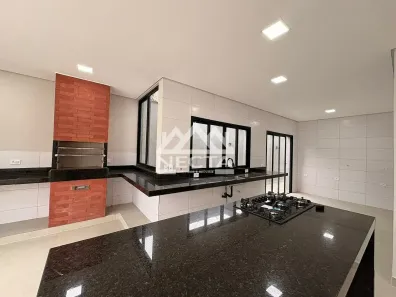 Sobrado com 3 Quartos à venda, 164m² no Balneário Gardem Mar, Caraguatatuba