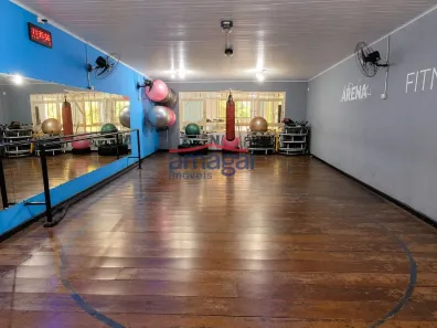 Imóvel Comercial à venda, 375m² no Jardim Marister, Jacareí