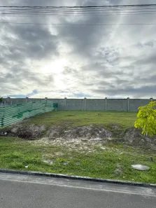 Lote/Terreno à venda, 290m² no Jardim Limoeiro, Camaçari