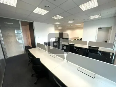 Sala Comercial para alugar, 141m² no Cidade Monções, São Paulo