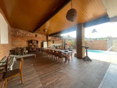 Casa com 3 Quartos à venda, 215m² no Abadia, Louveira