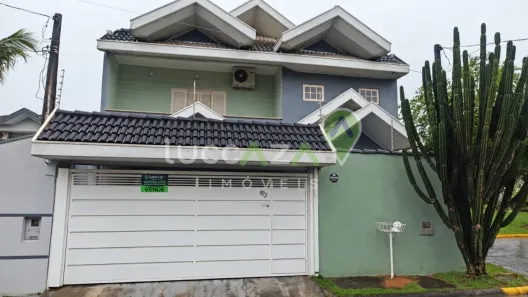 Sobrado com 3 Quartos à venda, 155m² no Loteamento Villa Branca, Jacareí