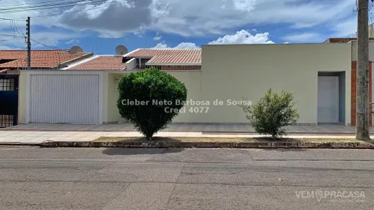 Casa com 3 Quartos à venda, 120m² no Carandá Bosque, Campo Grande