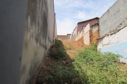 Lote/Terreno à venda, 150m² no Jardim Bela Vista, Jacareí