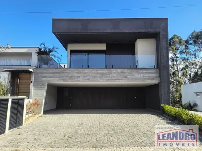 Casa de Condomínio com 4 Quartos à venda, 195m² no Cézar de Souza, Mogi das Cruzes