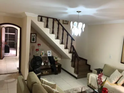 Casa com 3 Quartos à venda, 184m² no Jardim Belvedere, Volta Redonda