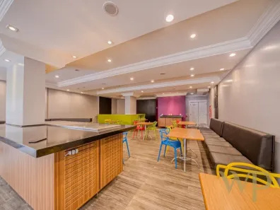 Sala Comercial à venda, 180m² no Centro, Joinville