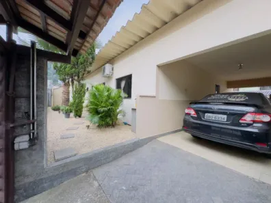 Casa com 3 Quartos à venda, 100m² no Souza Cruz, Brusque
