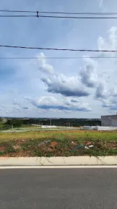 Lote/Terreno à venda, 250m² no Condomínio Vinhas, Senador Canedo
