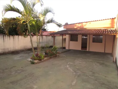 Casa com 3 Quartos à venda, 130m² no Industrial São Luiz, Contagem