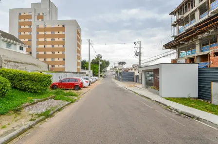 Lote/Terreno à venda, 435m² no Tingui, Curitiba