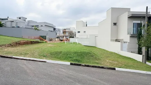 Lote/Terreno à venda, 300m² no Parque Esplanada, Votorantim