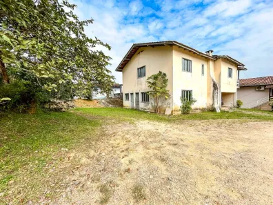 Casa com 4 Quartos à venda, 300m² no Steffen, Brusque