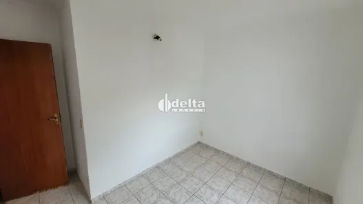 Apartamento com 3 Quartos à venda, 60m² no Chácaras Tubalina e Quartel, Uberlândia
