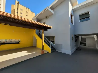 Imóvel Comercial com 3 Quartos para alugar, 170m² no Martins, Uberlândia