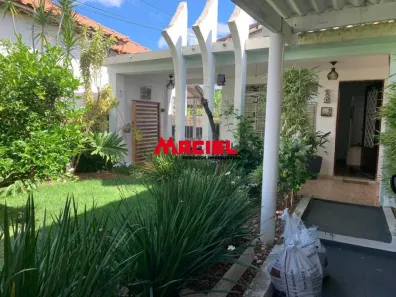 Casa com 3 Quartos à venda, 101m² no Jardim Jacinto, Jacareí