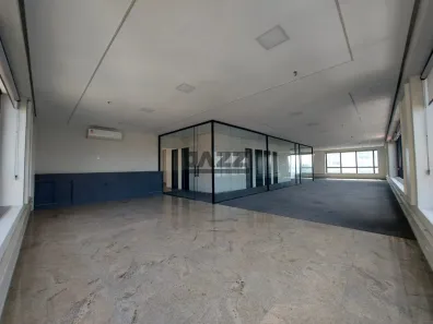 Sala Comercial para alugar, 400m² no Centro, São José dos Campos