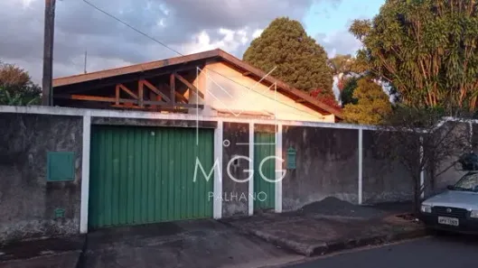 Casa com 4 Quartos à venda, 199m² no Messiânico, Londrina