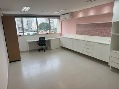 Consultório para venda ou aluguel, 30m² no Água Branca, São Paulo