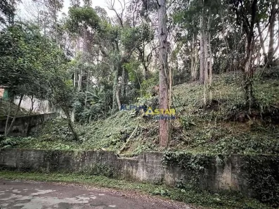 Lote/Terreno à venda, 571m² no Chácara São João, Carapicuíba