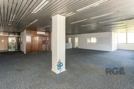 Sala Comercial à venda, 171m² no Centro Histórico, Porto Alegre