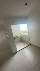 Apartamento com 2 Quartos para alugar, 57m² no Novo Mundo, Uberlândia
