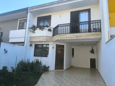 Sobrado com 3 Quartos à venda, 120m² no Boqueirão, Curitiba