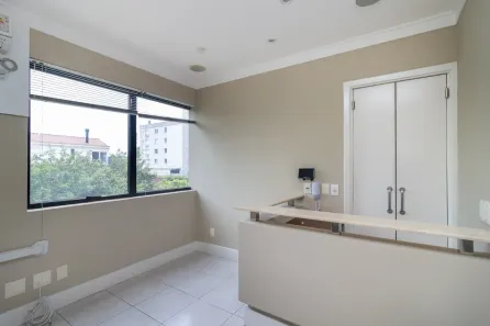 Sala Comercial à venda, 55m² no Petrópolis, Porto Alegre