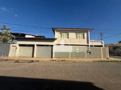 Casa com 6 Quartos à venda, 340m² no São Geraldo, Sete Lagoas