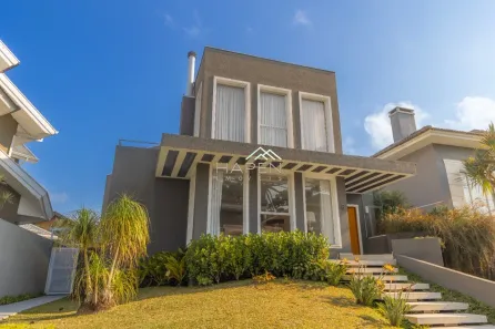 Casa de Condomínio com 4 Quartos à venda, 440m² no Pilarzinho, Curitiba