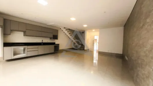 Casa de Condomínio com 3 Quartos para alugar, 150m² no Parque Taquaral, Campinas