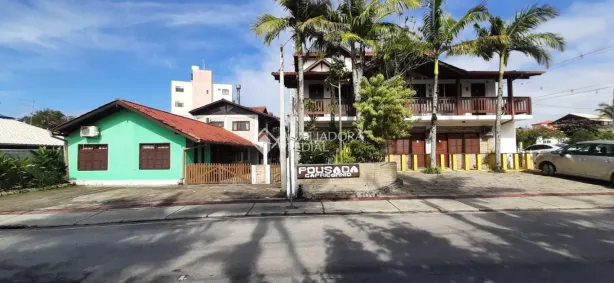 Imóvel Comercial com 26 Quartos à venda, 1000m² no Guarda do Embaú, Palhoça