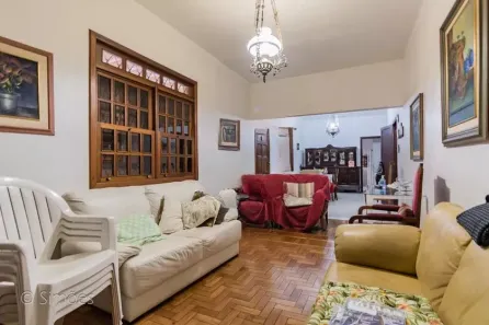 Casa com 3 Quartos à venda, 270m² no Santo Antônio, Belo Horizonte