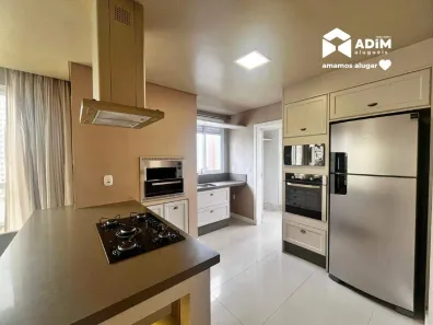 Apartamento com 3 Quartos para alugar, 120m² no Centro, Balneário Camboriú