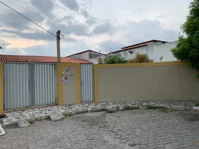 Casa com 3 Quartos à venda, 120m² no Serraria Brasil, Feira de Santana
