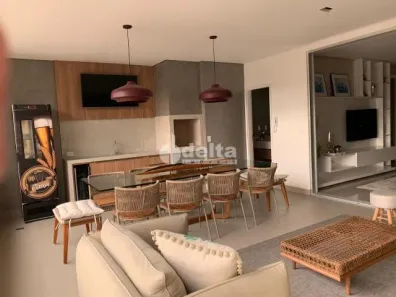 Apartamento com 4 Quartos à venda, 217m² no Martins, Uberlândia